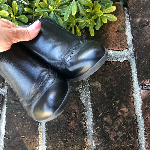 Nurture "HADDIE" Black leather ankle boots size 6 - Picture 3 of 8